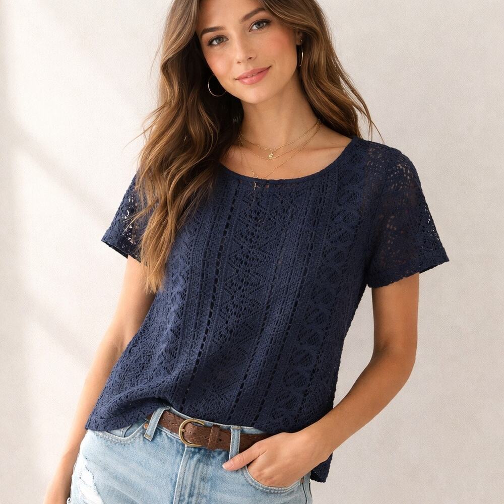 American Eagle Outfitters Navy Lace Crochet Top – Size S